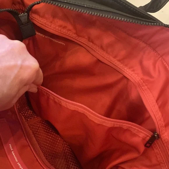 Lululemon Rare Lace Gym Bag - Picture 9 of 14